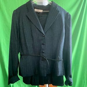 Woman’s size 16 suit